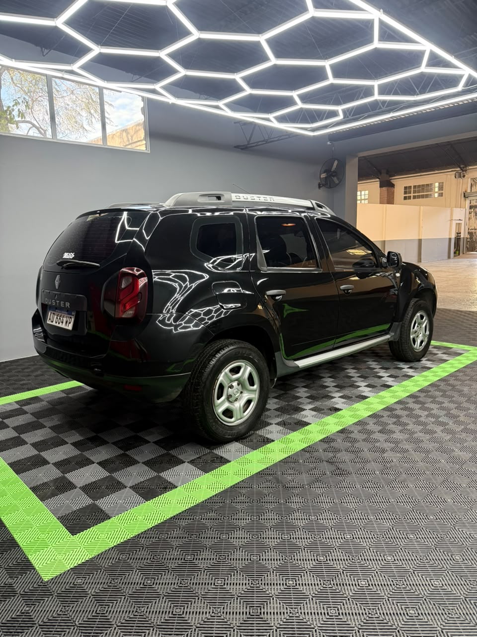 RENAULT - DUSTER  EXPRESSION   1.6   CON GNC  - MANUAL  - 2019